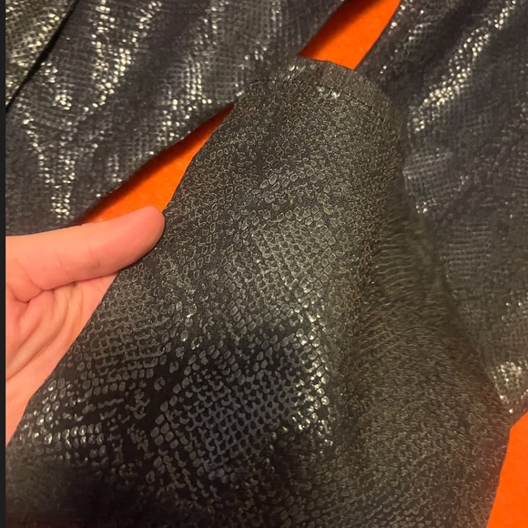 Lafayette 148 New York black shiny foil snakeskin mid-rise straight leg jeans - Picture 4 of 13